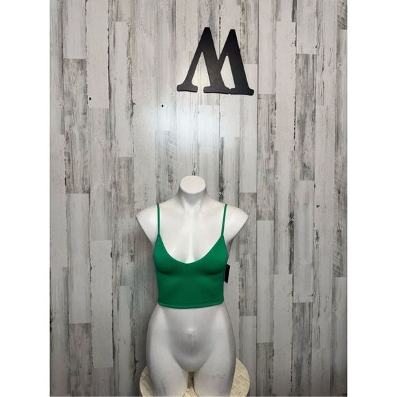 Green crop top - Picture 1 of 7